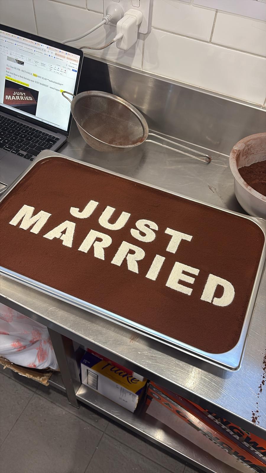 53cm Rectangle Tiramisu Tray