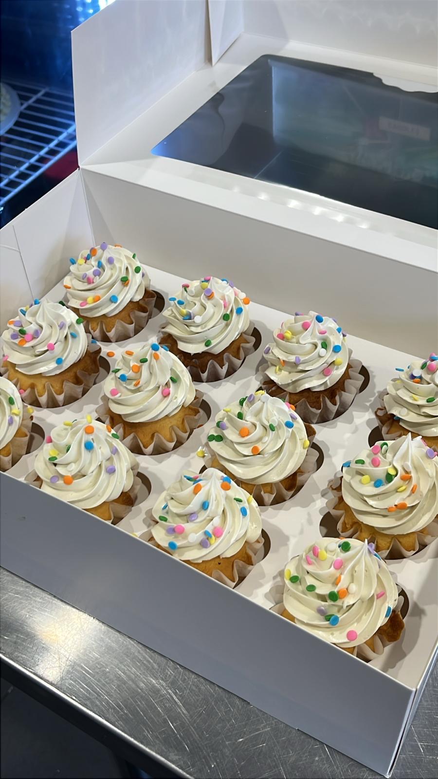 The Minimalist Cupcakes - From $80