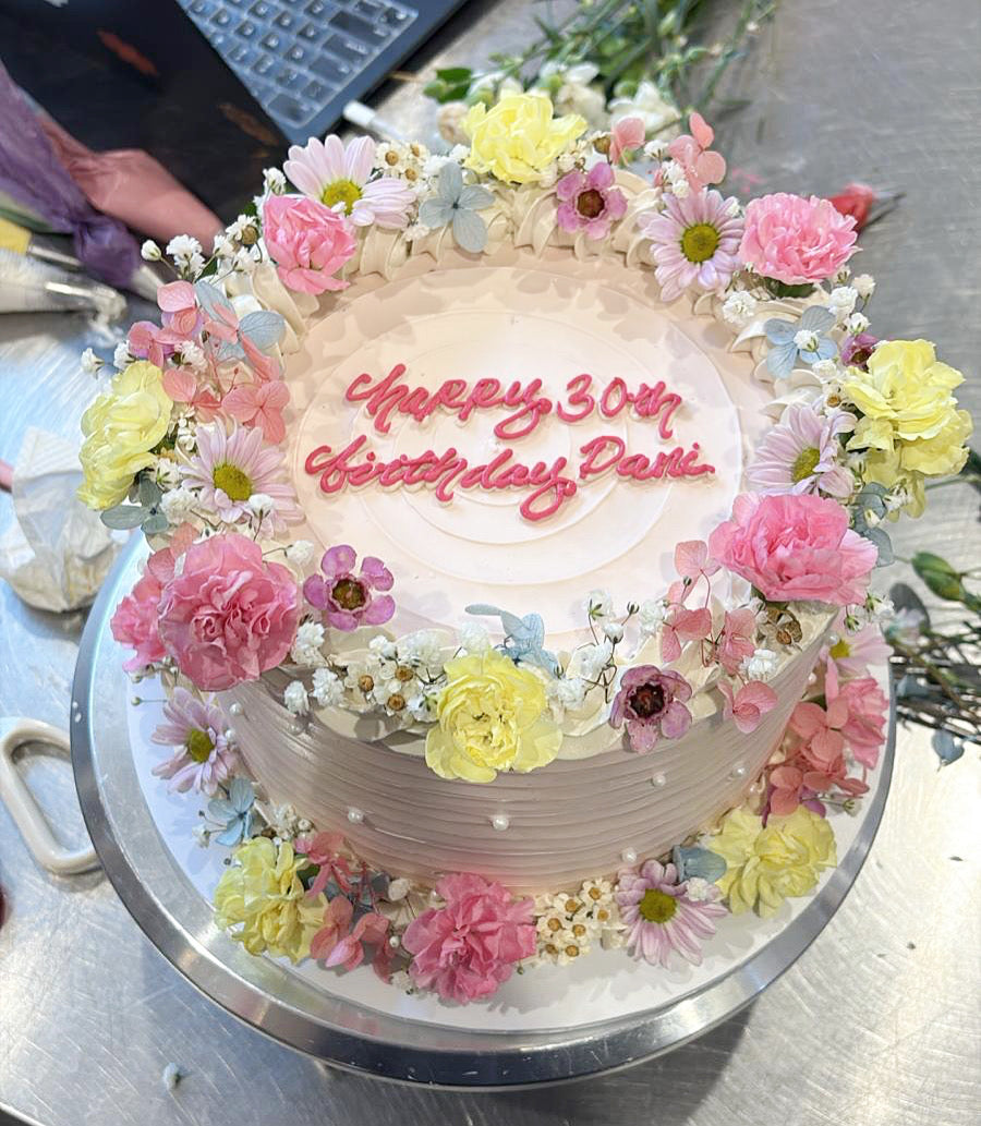 Babies Breath Flower Retro Cake - From $205