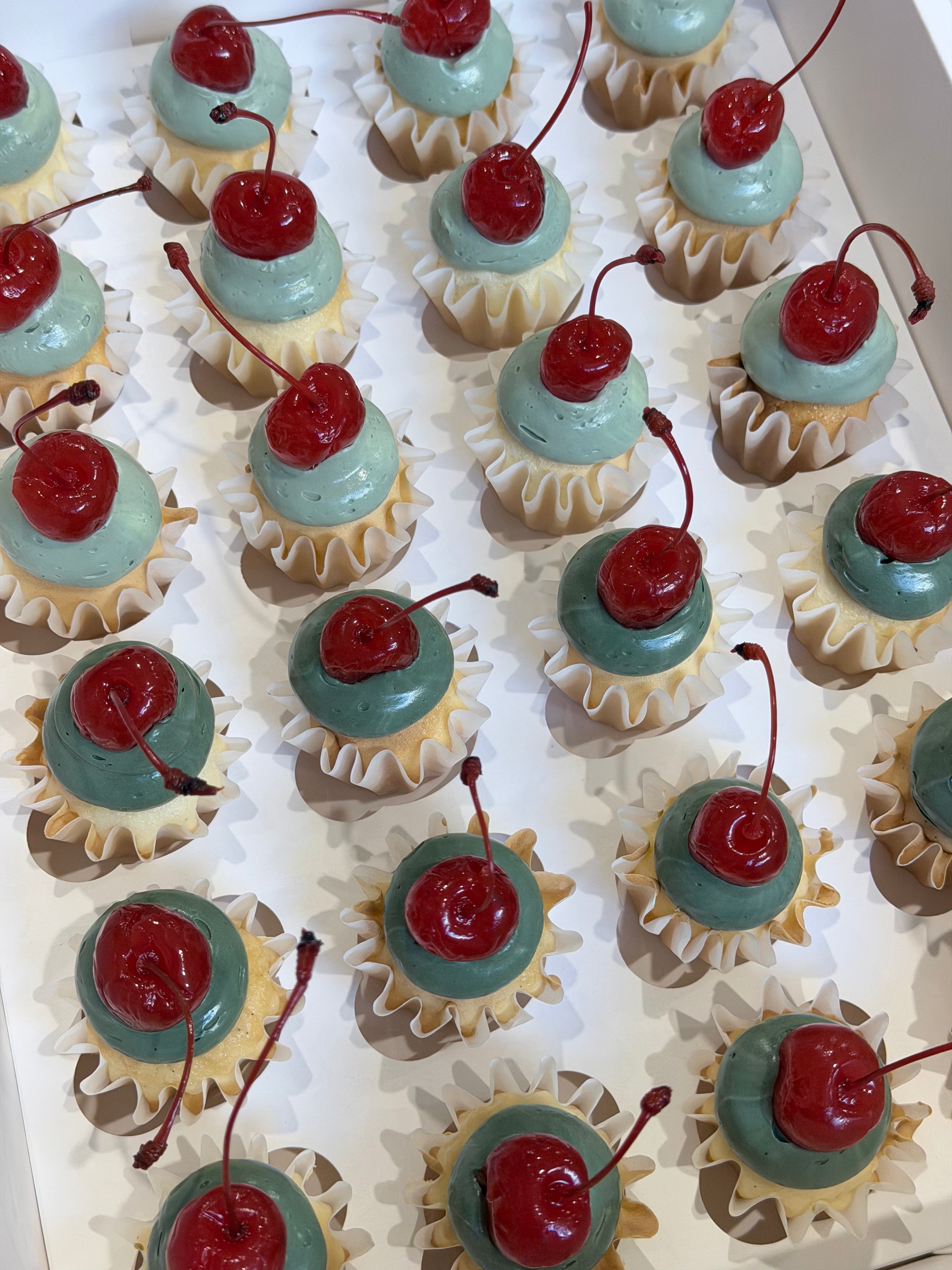 The Minimalist Cupcakes (Bite-Size) - From $80