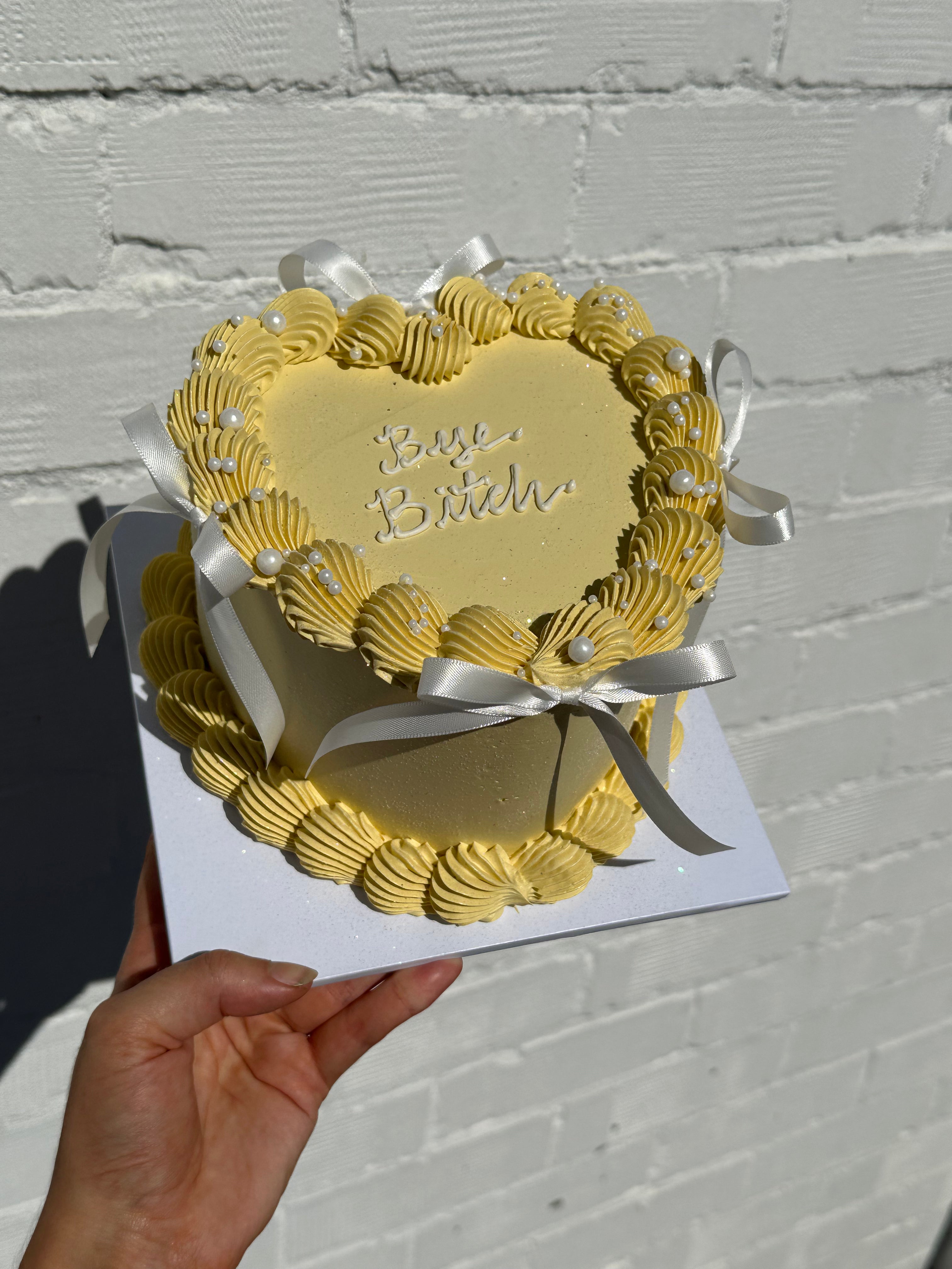 Retro Vintage Custom Cakes Perth