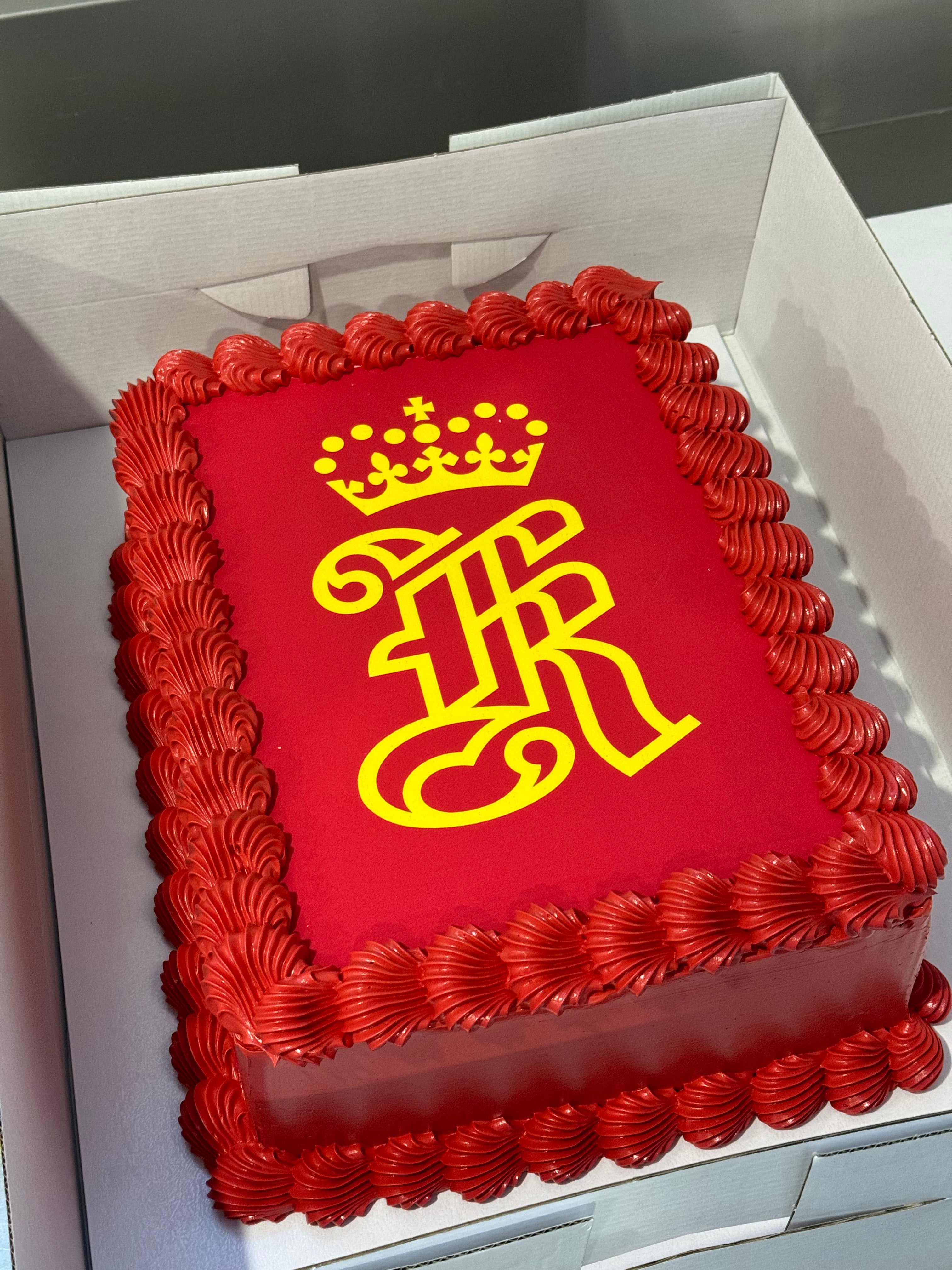 Sheet Cake with trim - From $350