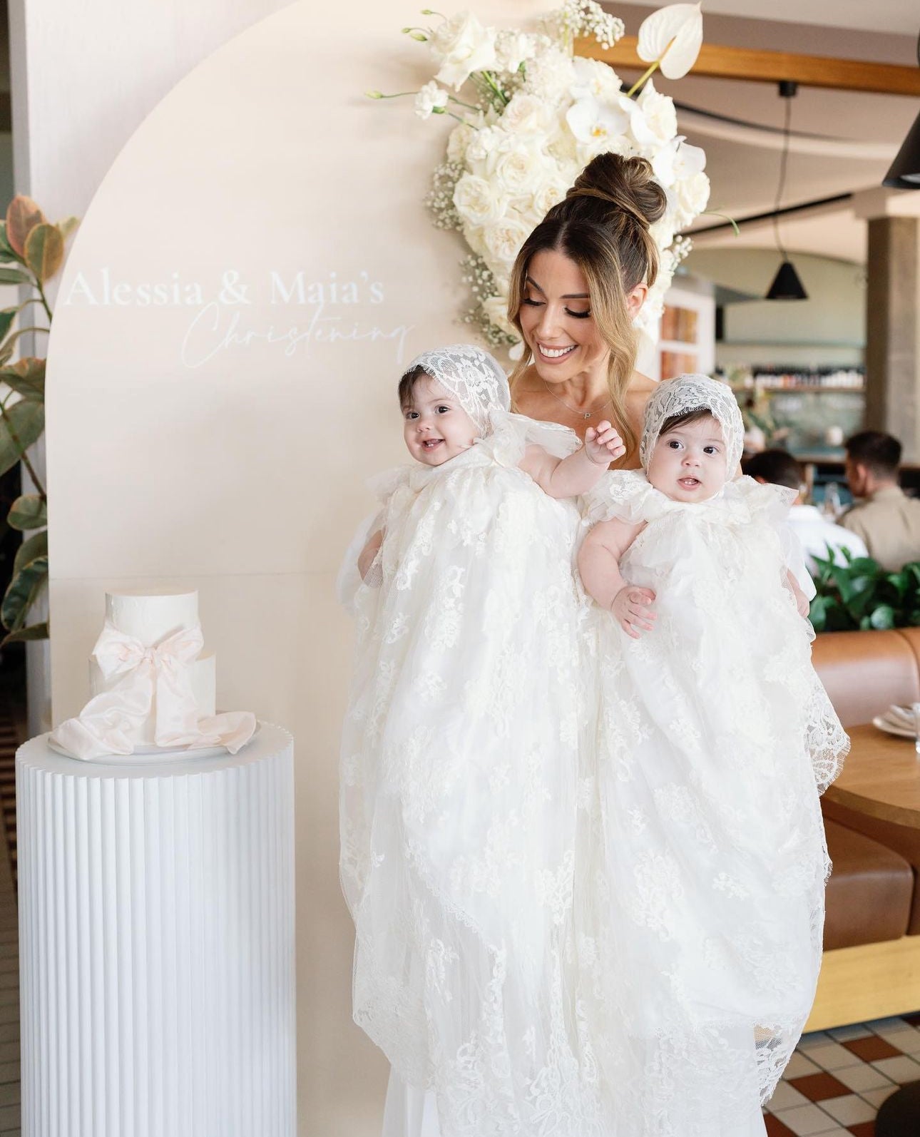 Material Bow Cake - From $235