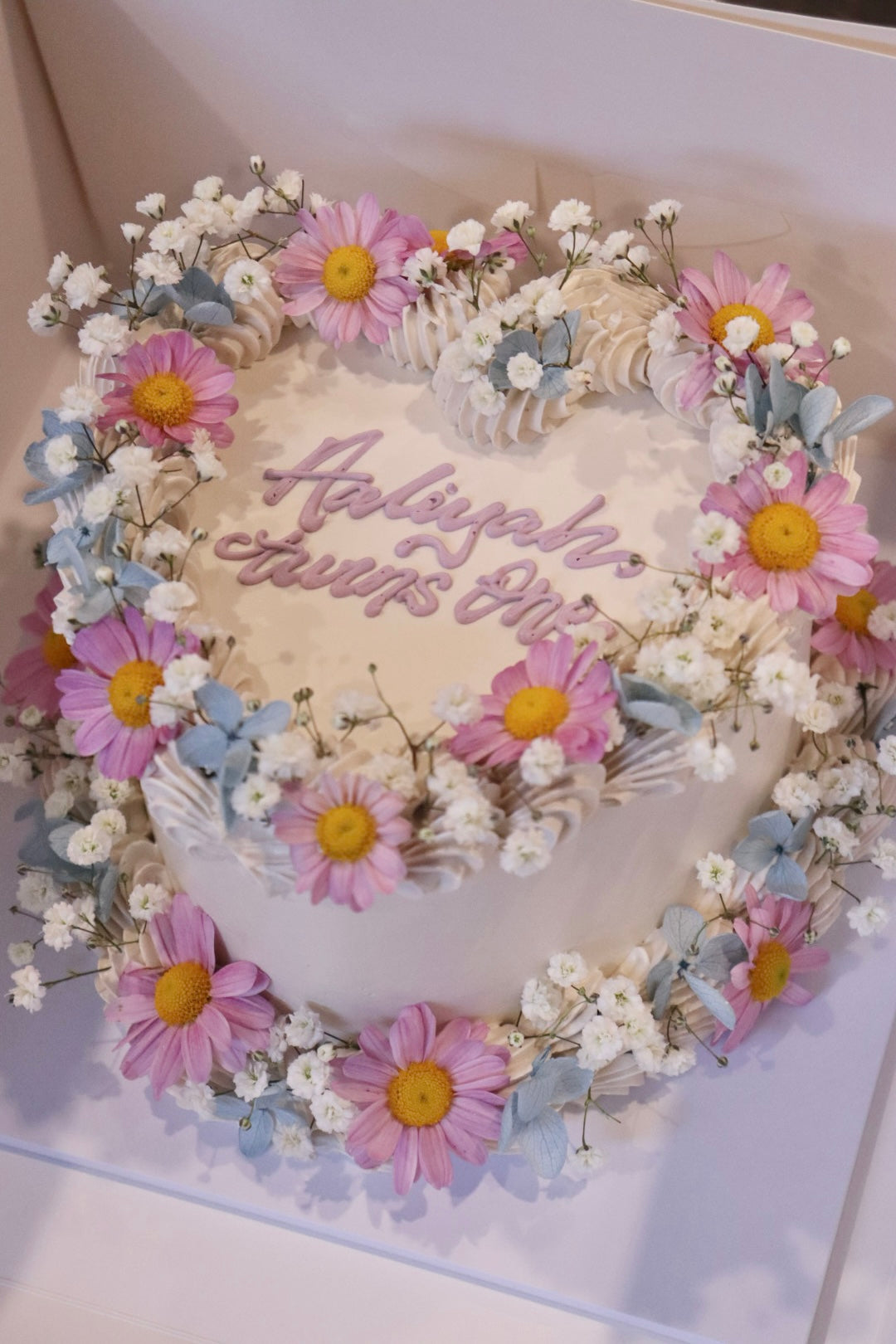 Babies Breath Flower Retro Cake - From $133