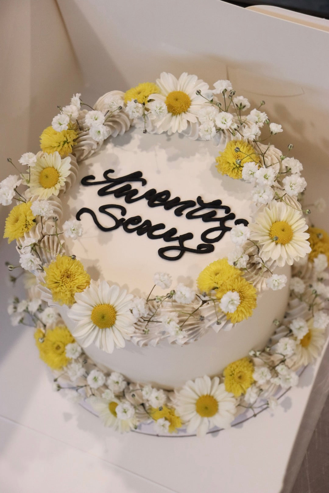 Babies Breath Flower Retro Cake - From $205