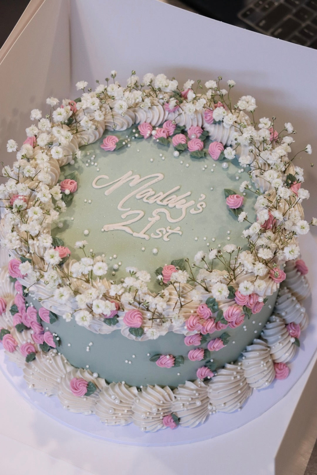 Babies Breath Flower Retro Cake - From $133