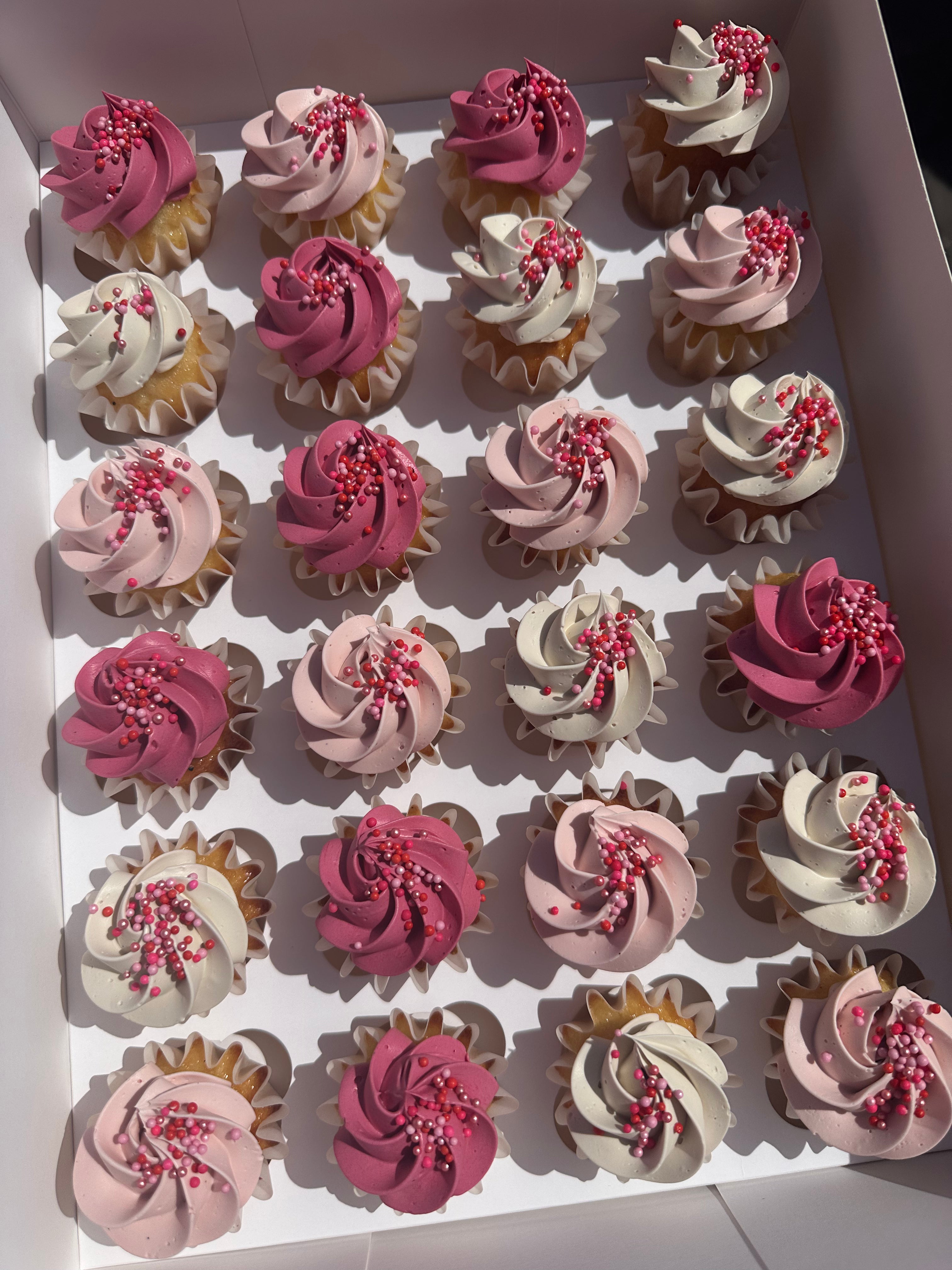 The Minimalist Cupcakes (Bite-Size) - From $72