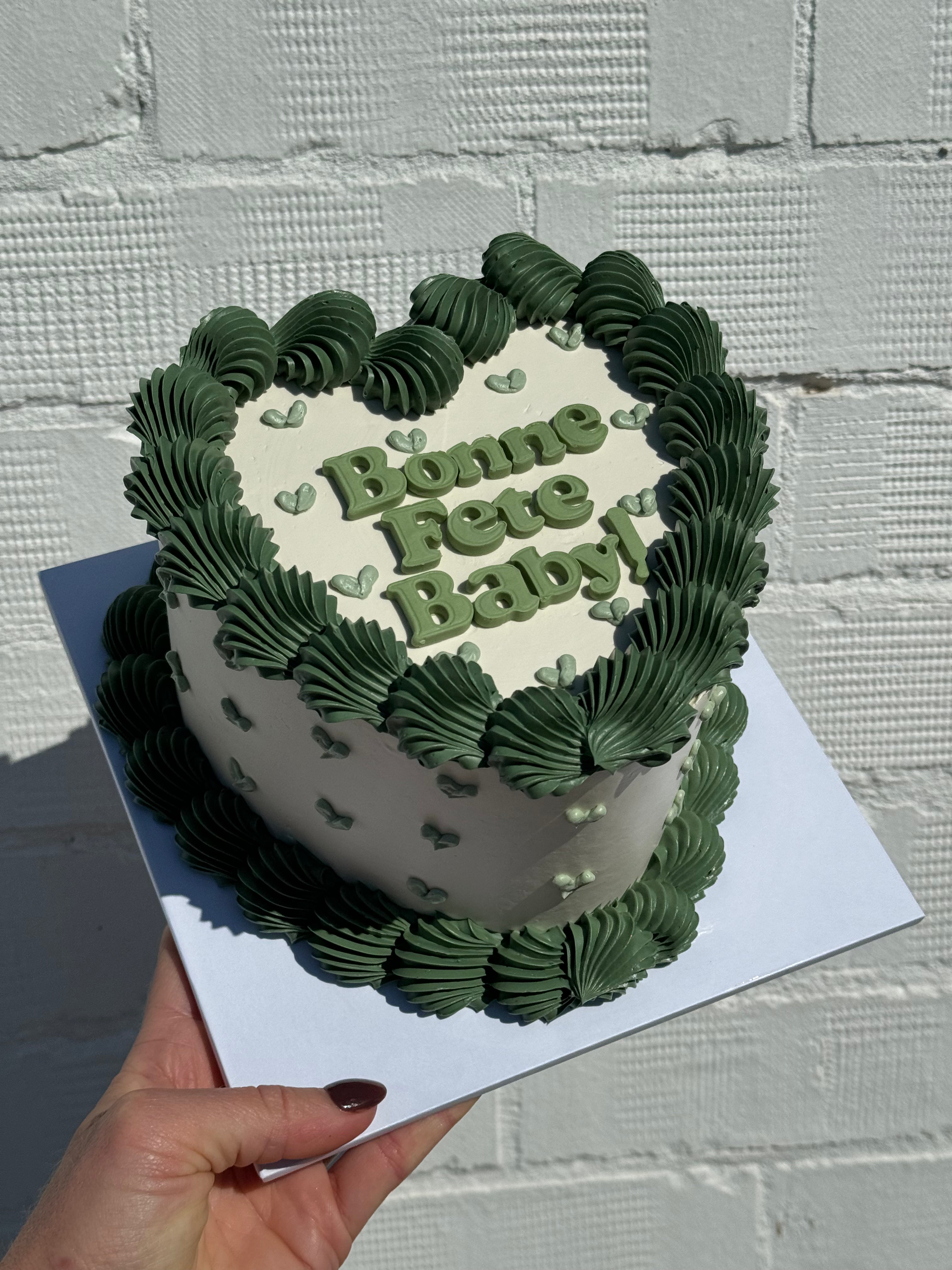 Retro Vintage Custom Cakes Perth