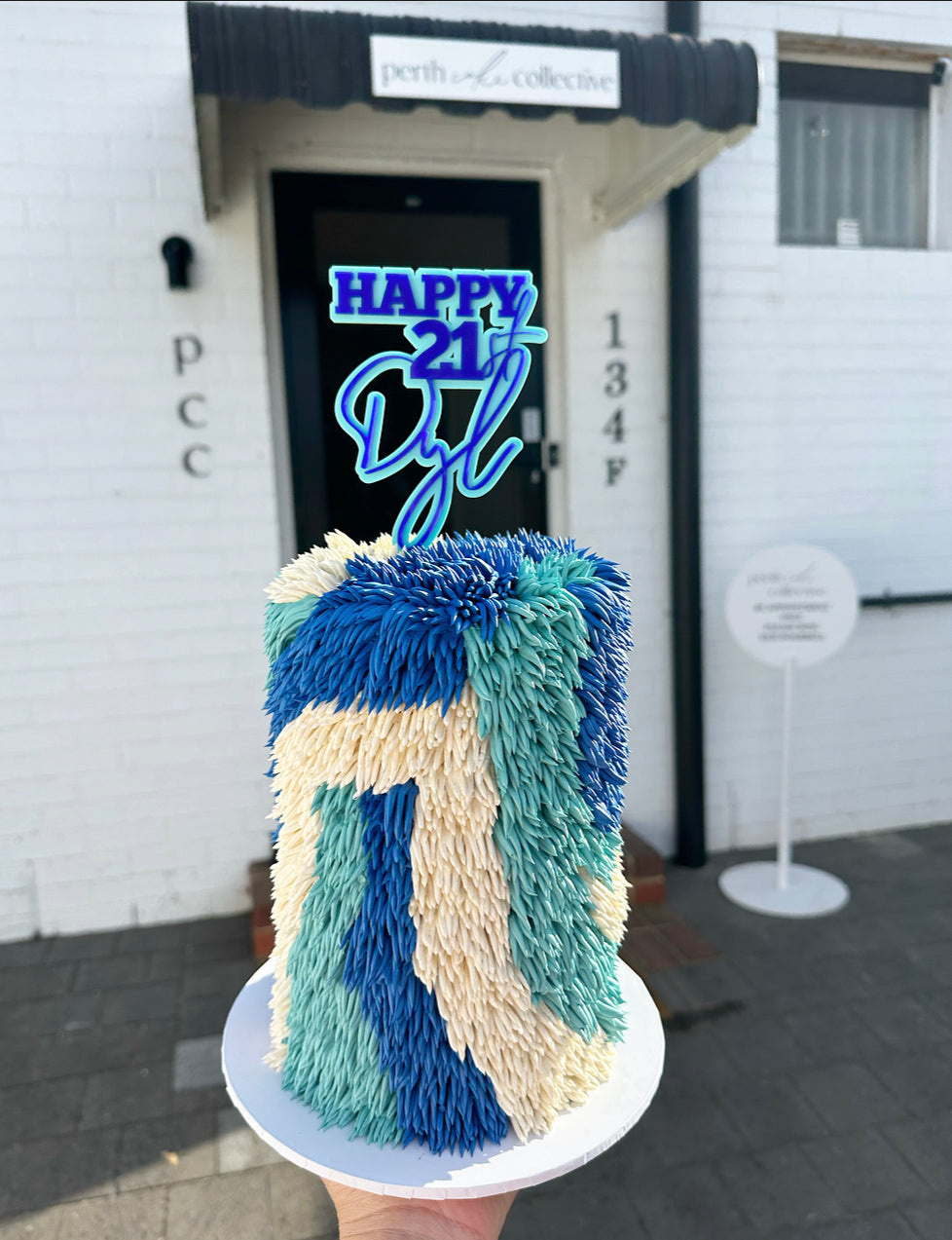 Shaggy Cake - From $215