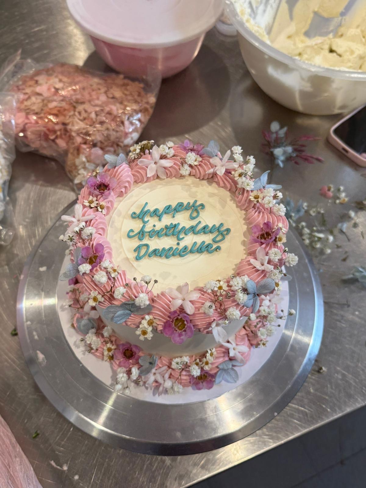 Babies Breath Flower Retro Cake - From $205