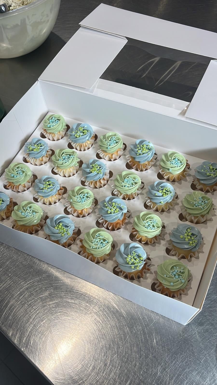 The Minimalist Cupcakes (Bite-Size) - From $80