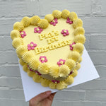 Hand-piped Daisy Cake