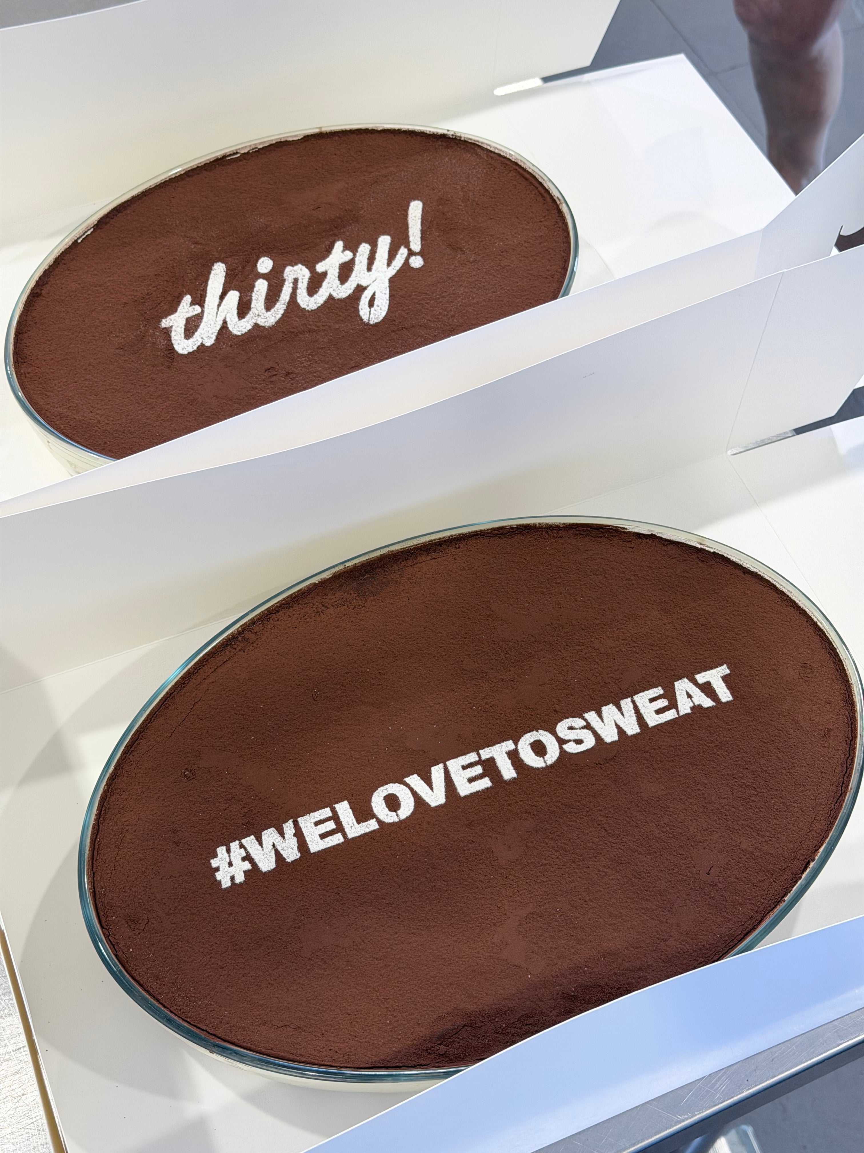 39cm Oval Tiramisu Glass Tray