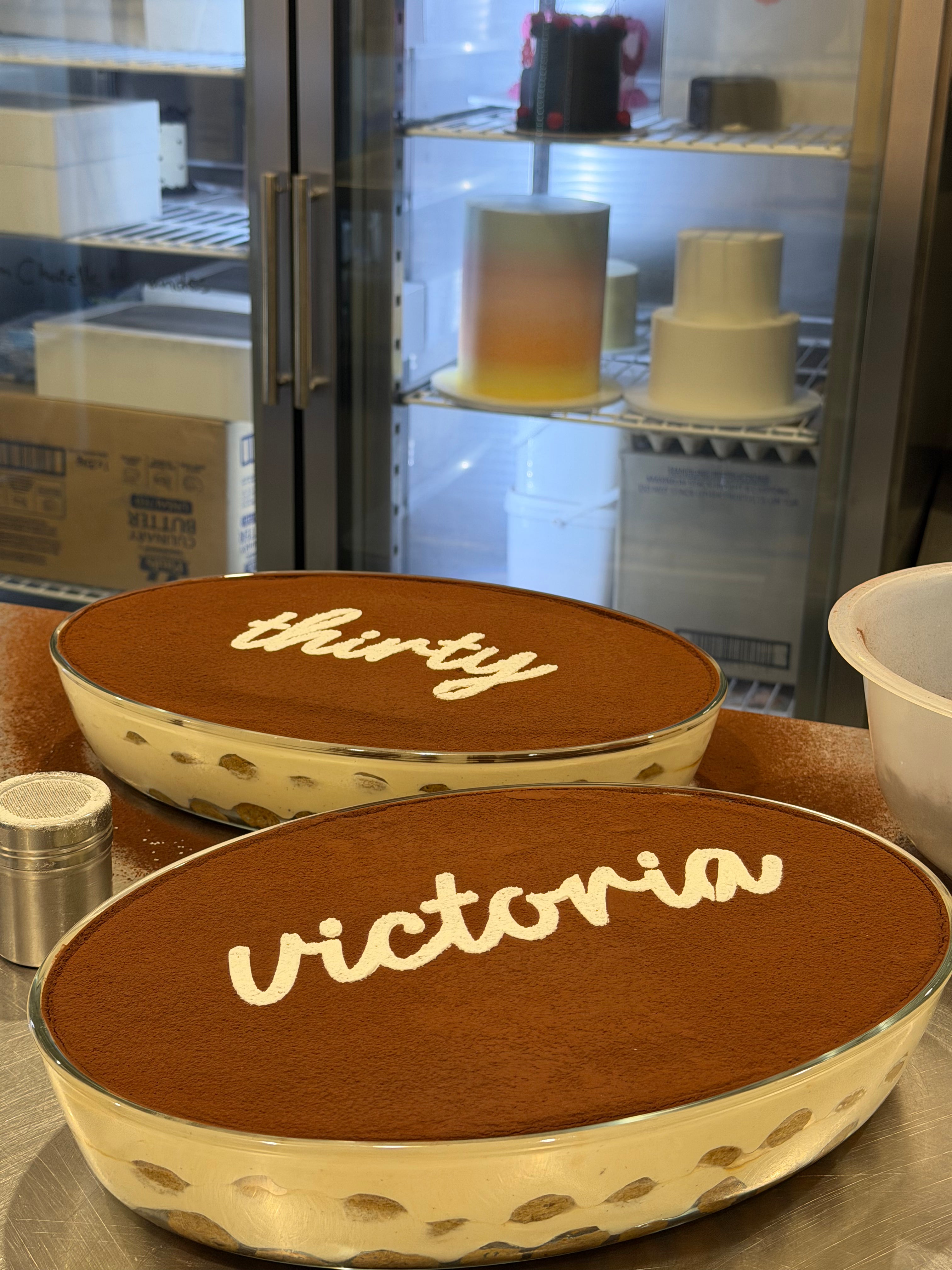 39cm Oval Tiramisu Glass Tray