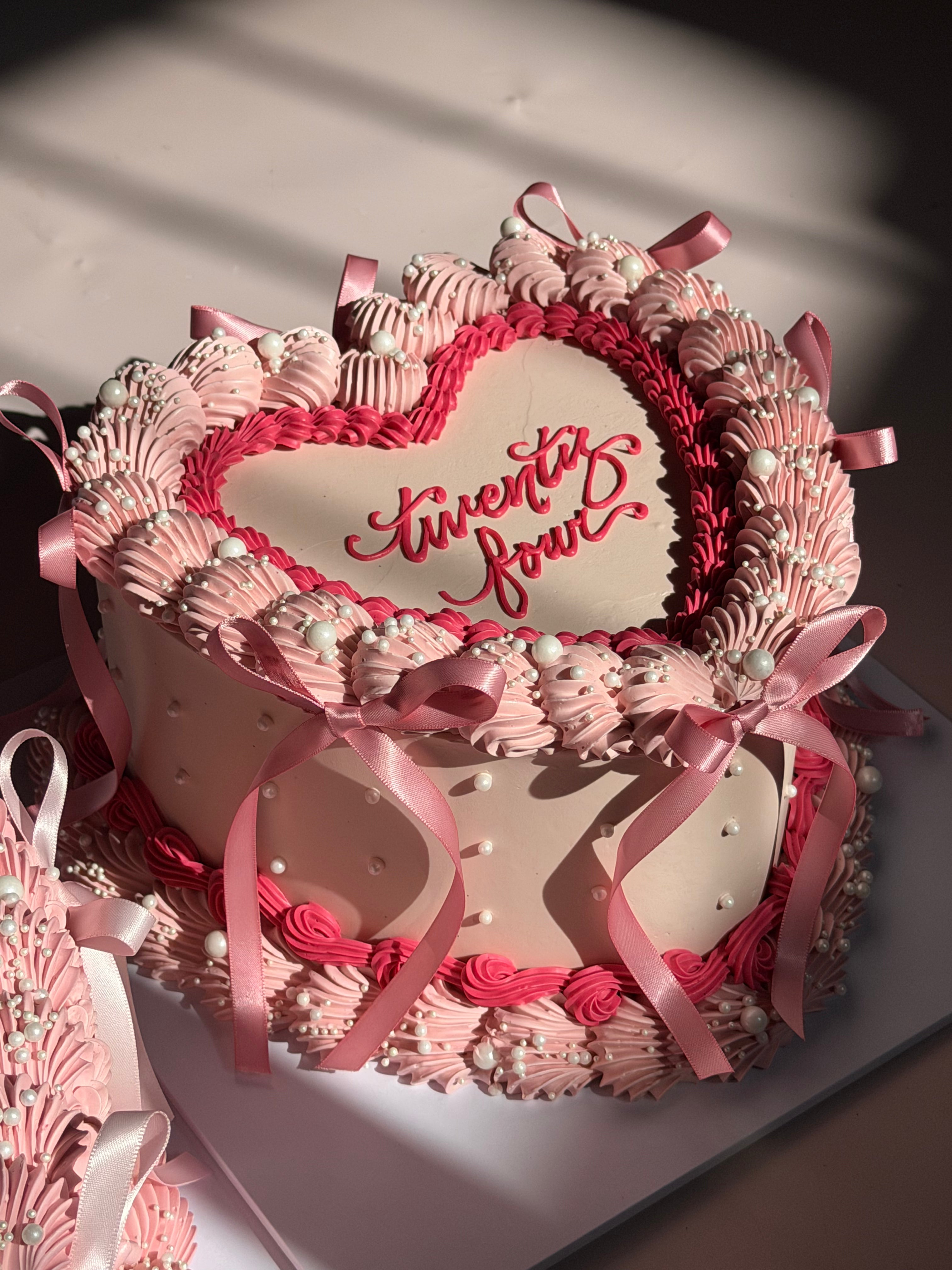 Frilly Retro Cake - From $135 (4 rows of piping, 2 colours)