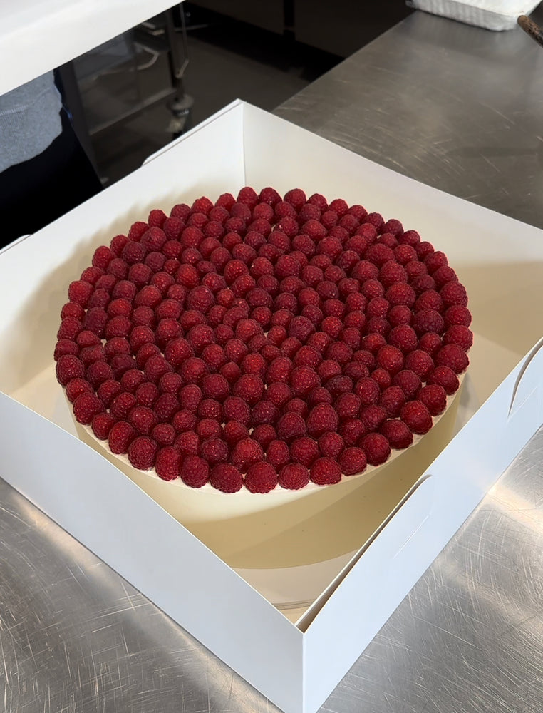 Large Raspberry Cake Raspberry Round Cake – PerthCakeCollective