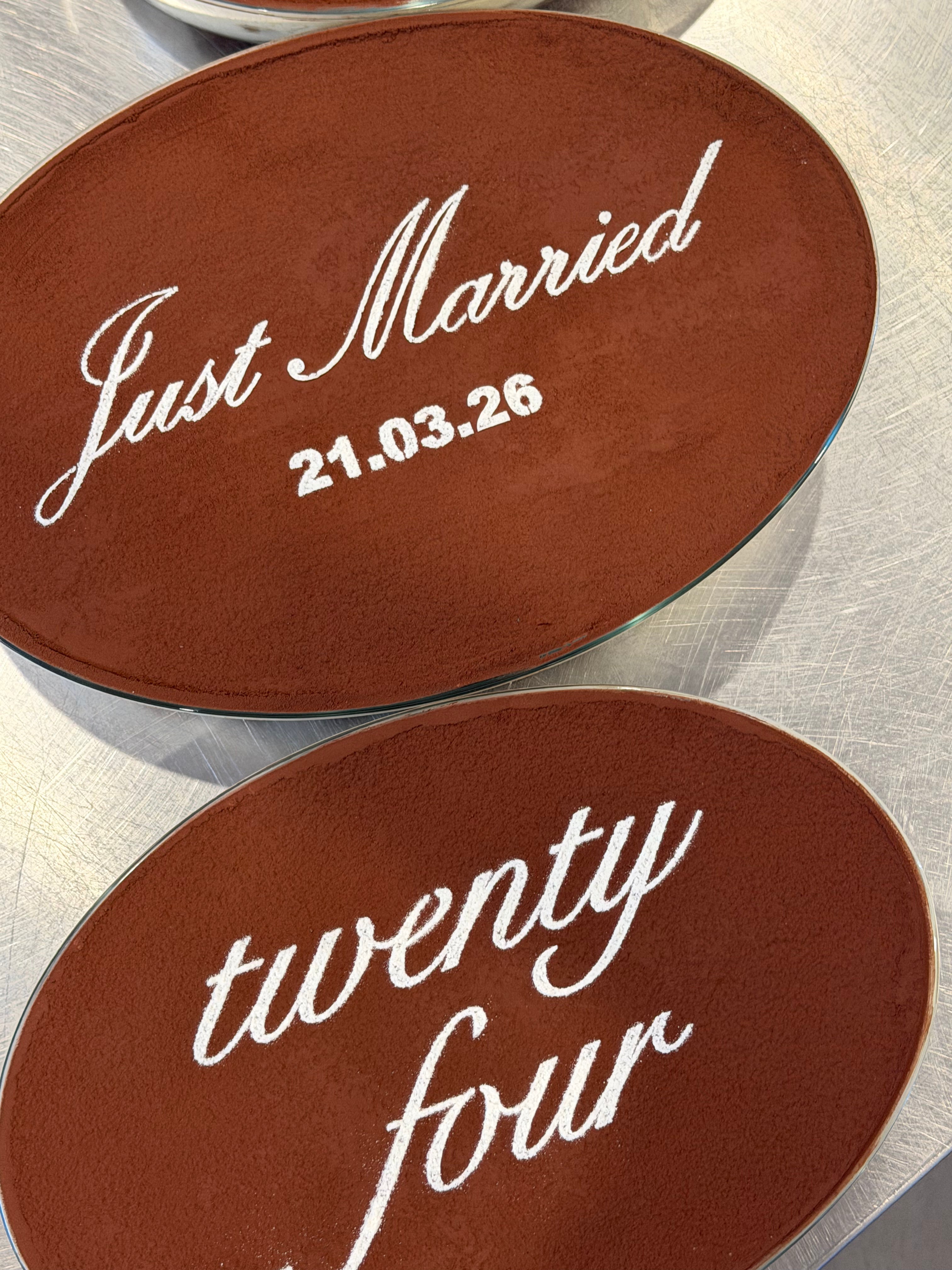 35cm Oval Tiramisu Glass Tray