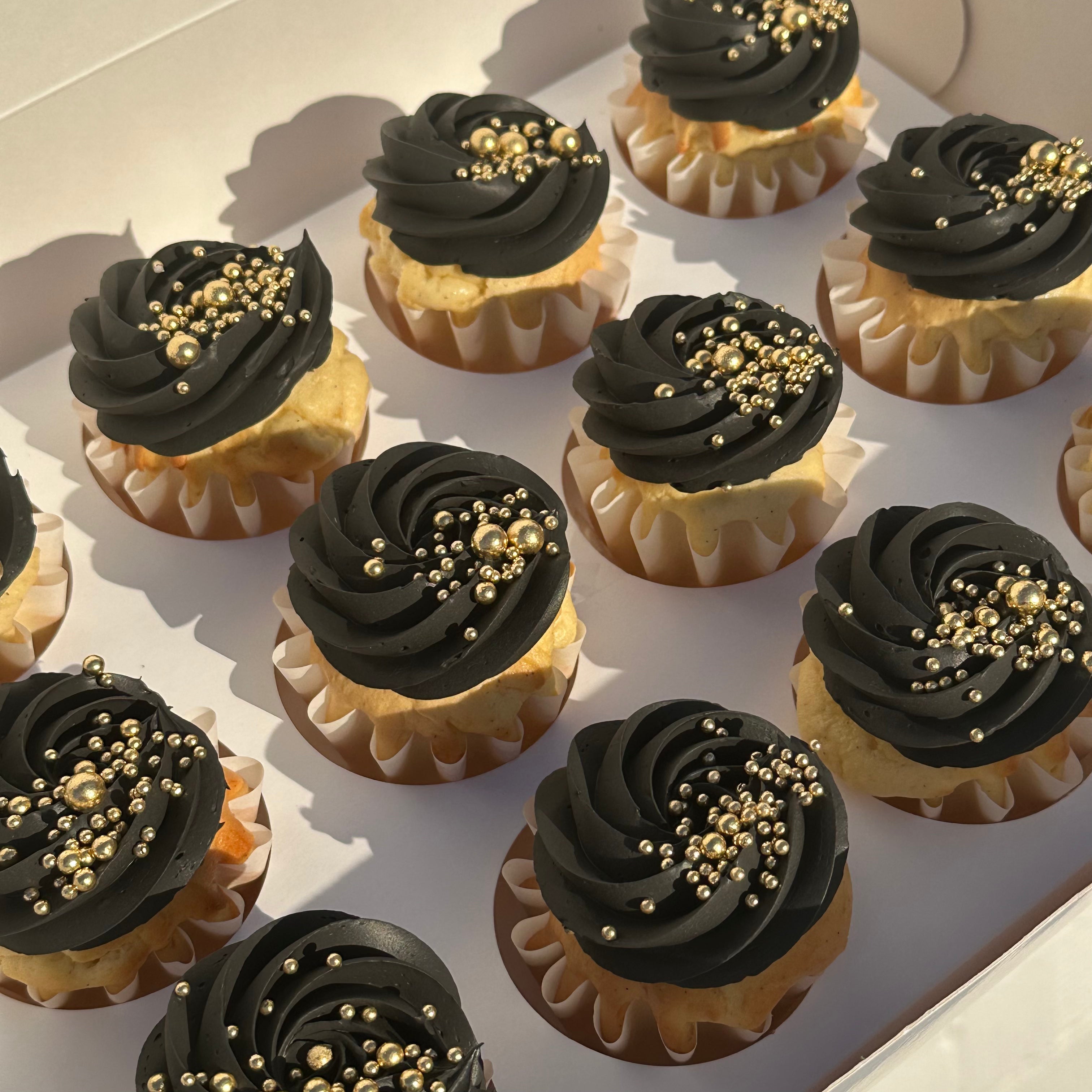 The Minimalist Cupcakes - From $72