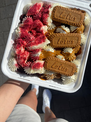 Large Cake Tasting Box