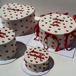 Hand-piped Daisy Cake