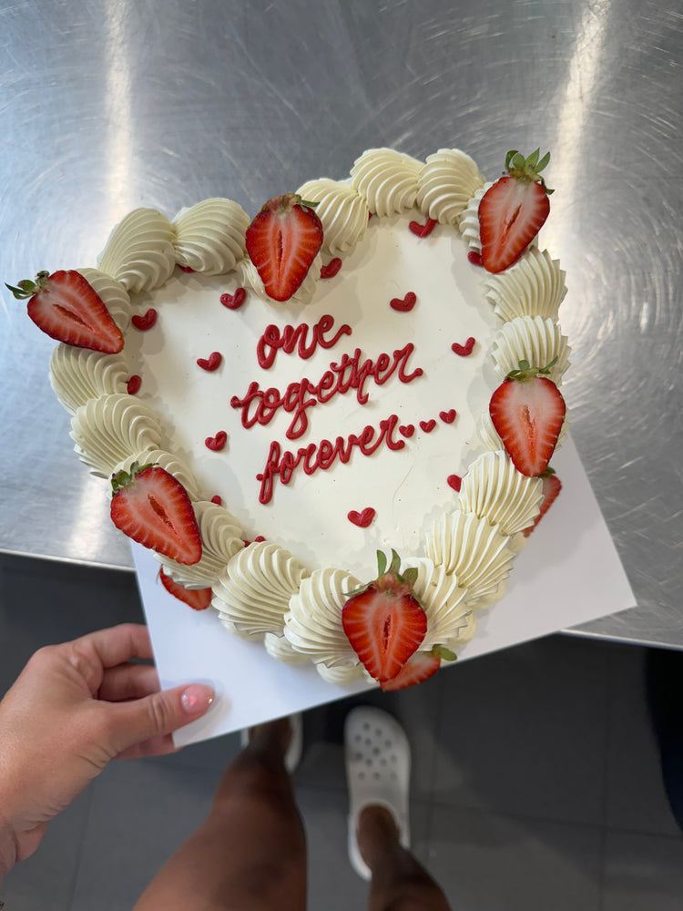 Retro Vintage Custom Cakes Perth 