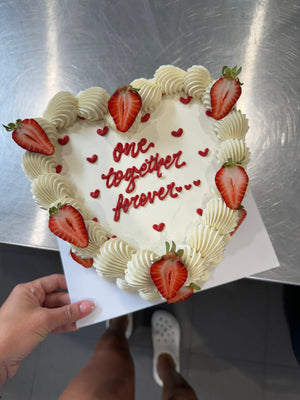 Retro Vintage Custom Cakes Perth 