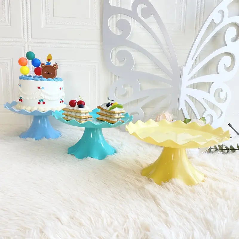 Wavy Cake Stand (For 4", 5" & pop cakes) - $22