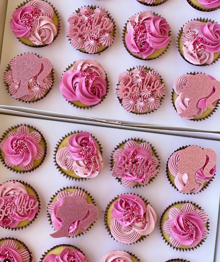 The Dressed Up Cupcakes