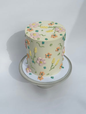 Hand-Piped Floral Cake